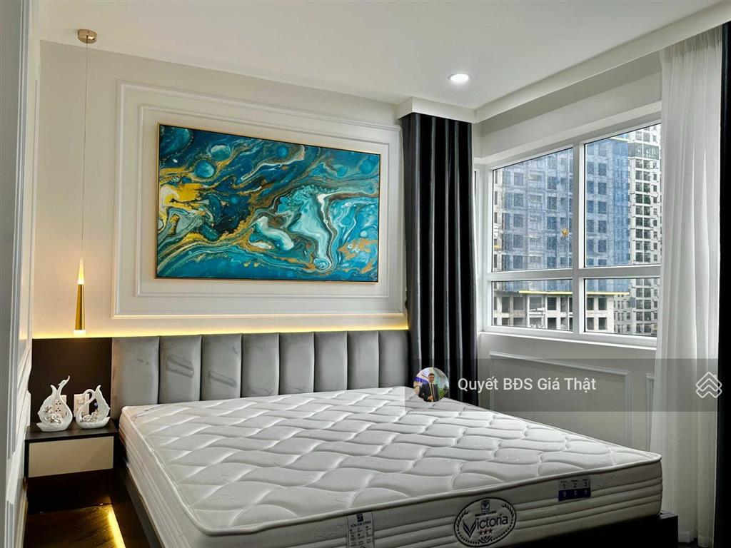 (giá thật) chính chủ bán căn 130m2 2pn + 2wc tầng trung full nt sang xịn đẹp 13 tỷ cc royal city