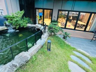 Chính chủ gửi bán căn penhouse 302m2 full nội thất nhập khẩu luxury giá 35 tỷ cc roman plaza