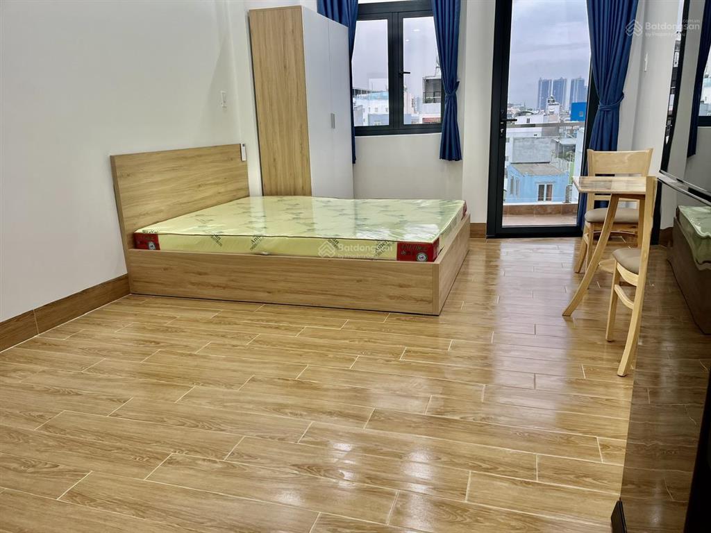 Cho thuê căn hộ studio ban công full nội thất gần cầu kênh tẻ, khánh hội quận 4