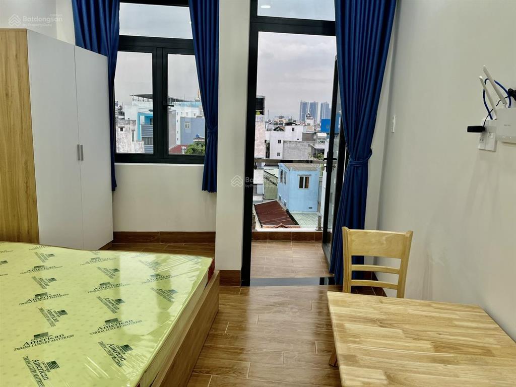 Cho thuê căn hộ studio ban công full nội thất gần cầu kênh tẻ, khánh hội quận 4