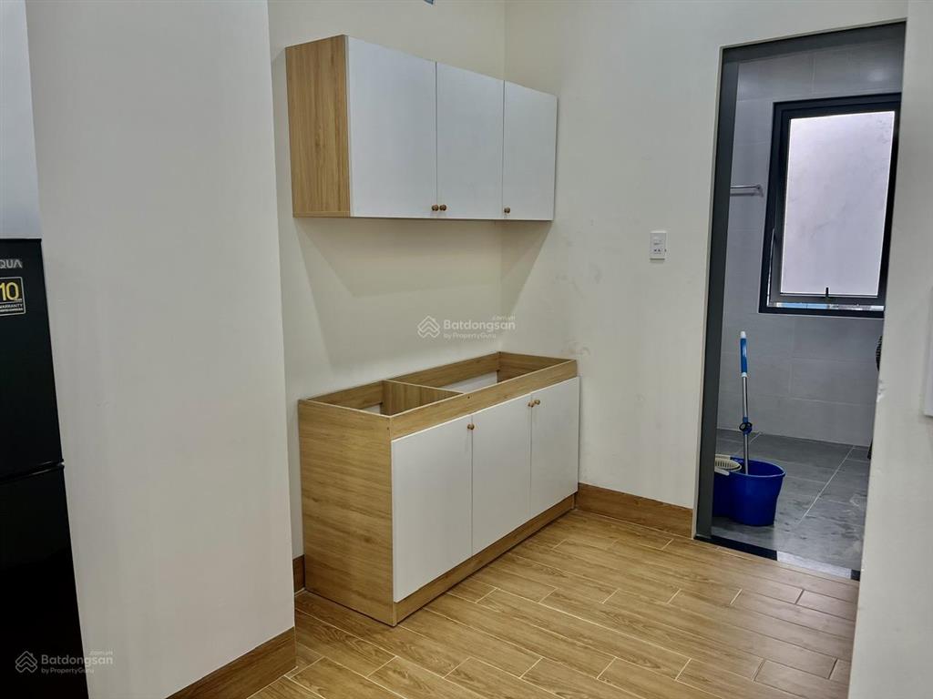 Cho thuê căn hộ studio ban công full nội thất gần cầu kênh tẻ, khánh hội quận 4