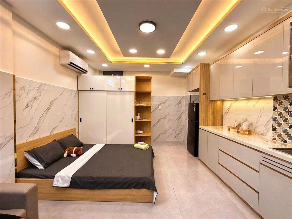 Cho thuê căn hộ 2 phòng ngủ gần cầu khánh hội, bến nhà rồng quận 4