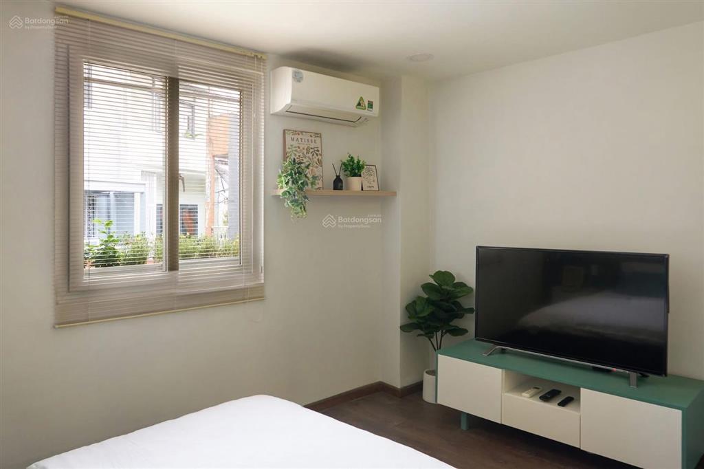 Cho thuê căn hộ full nội thất có thang máy ngay phố đi bộ nguyễn huệ quận 1