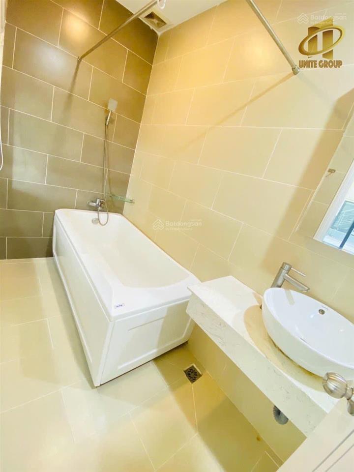 Cho thuê căn hộ 1 phòng ngủ full nội thất có bảo vệ, thang máy ngay quận 8
