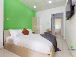 Cho thuê căn hộ tách bếp full nội thất mặt tiền bến vân đồn gần saigon royal quận 4