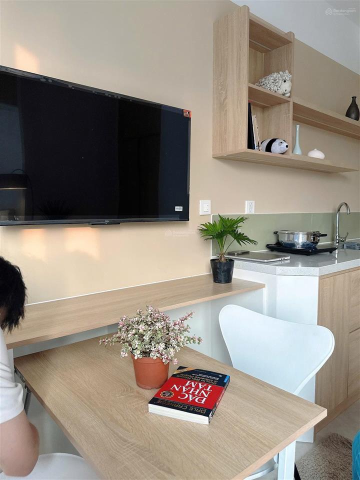 Cho thuê căn hộ ban công có thang máy ngay đảo kim cương, quận 2