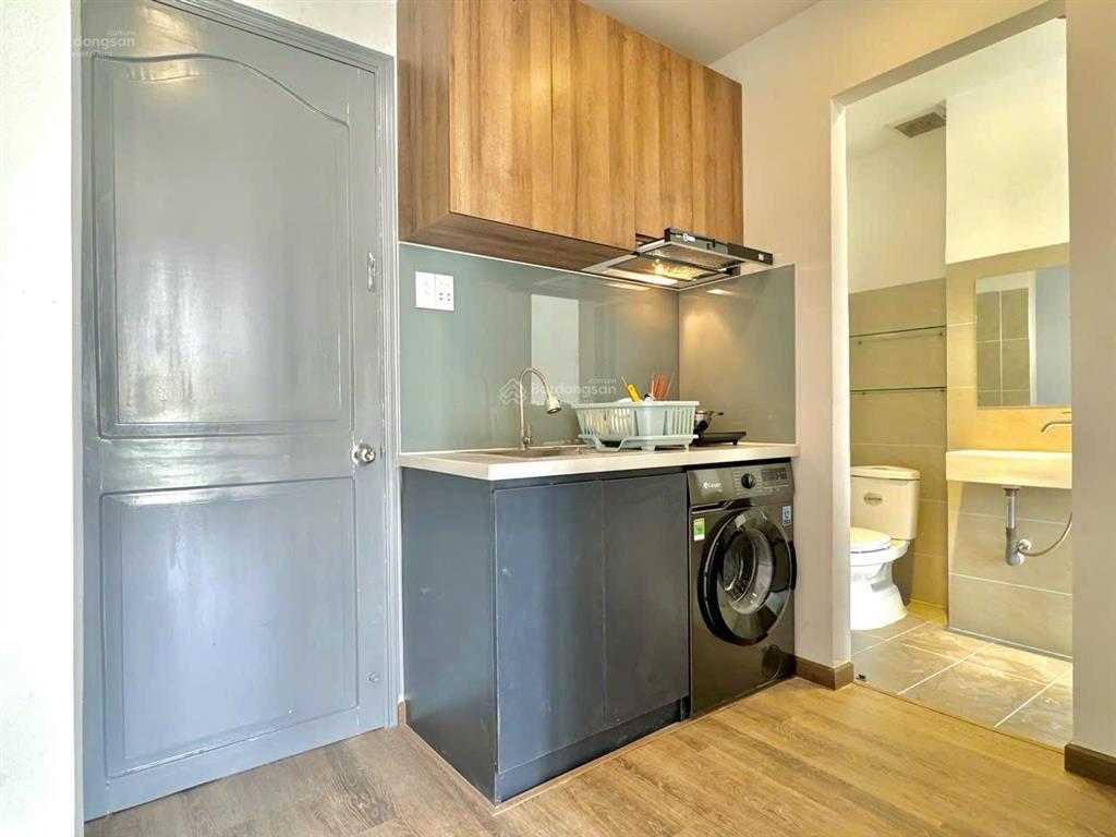 Cho thuê căn hộ full nội thất máy giặt riêng mặt tiền hoàng sa quận 1