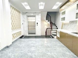 Ô tô qua nhà bán nhà gần sân bóng bằng b 35m  6 tầng thang máy 4 ngủ giá 7,6 tỷ