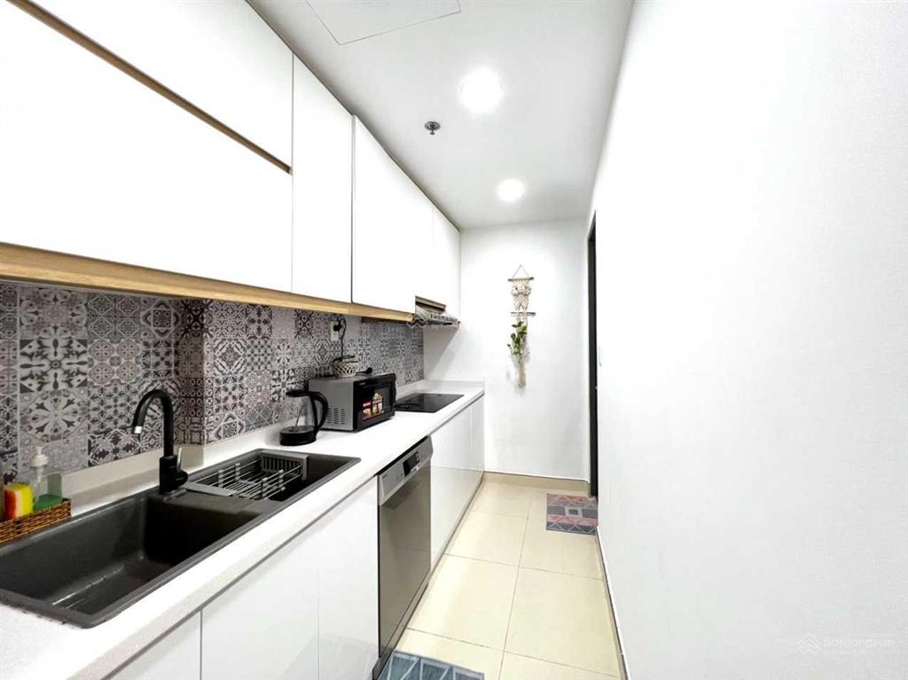 Cho thuê căn hộ masteri thảo điền ngắn hạn theo ngày, tuần, tháng 75m2, 2pn, 2wc giá 25 triệu/tháng