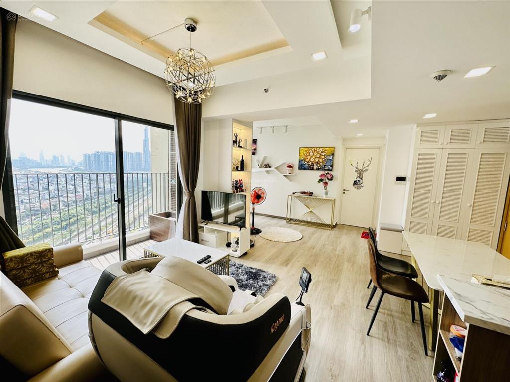 Bán masteri thảo điền, hướng tây nam view landmark 81, 2pn + 2wc bán 6,8 tỷ sổ hồng