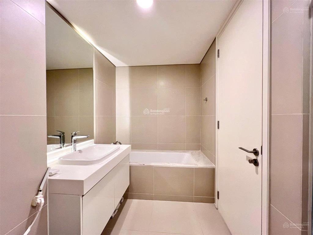 Cần tiền bán gấp căn hộ thảo điền pearl, tháp b diện tích 105m2, 2pn, giá bán 9.990 tỷ sổ hồng