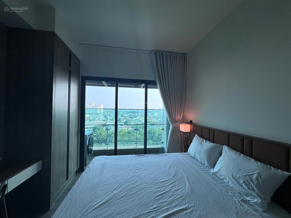 Căn hộ delasol cao cấp ngay trung tâm quận 4, giá chỉ 14tr/tháng, tầng cao view đẹp, vào ở ngay