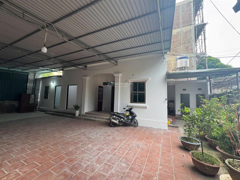 Sẵn nhà cho thuê đẹp sẵn vào ở ngay 300m2 tại phú minh cầu diễn. giá thuê tốt, không chung chủ