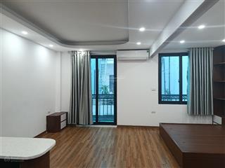 Cơ hội ! toà ccmn lô góc 3 thoáng, gần phố , gần ô tô , 65m tổng 14pkk dòng tiền 1 tỷ/1 năm .