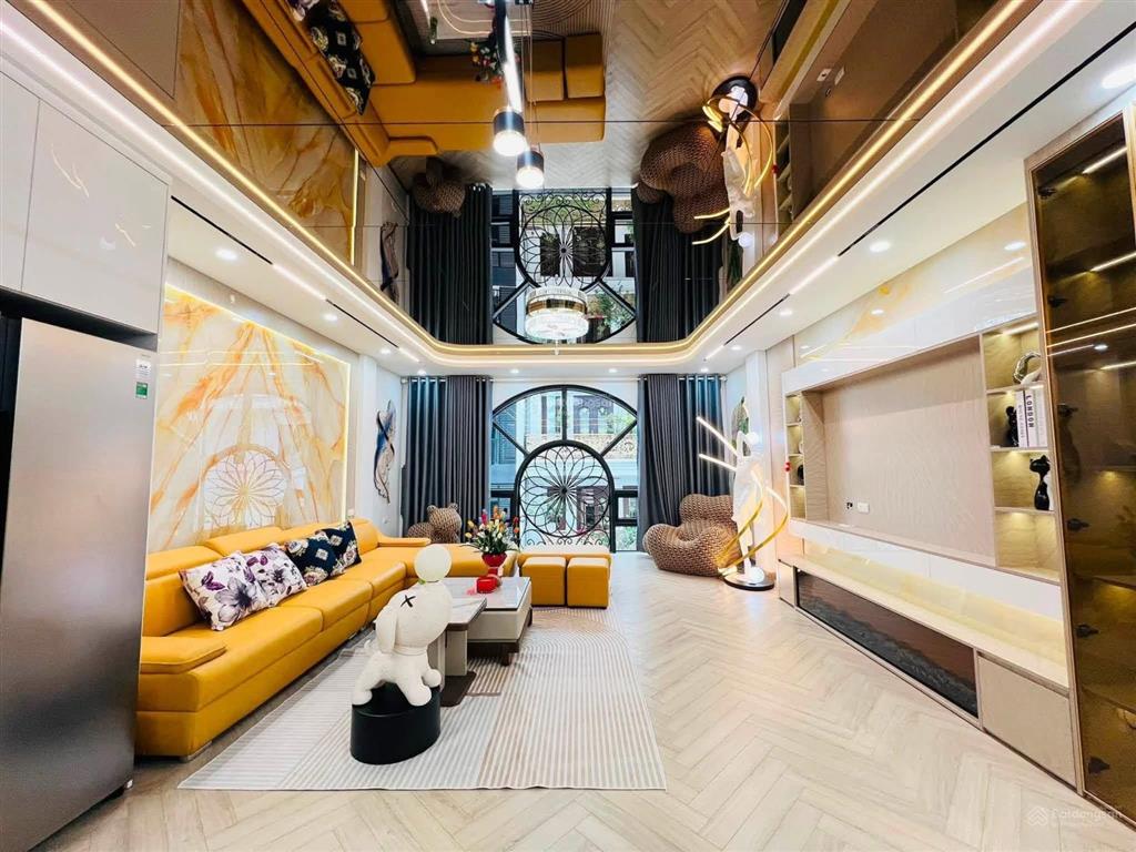 Tòa nhà kim mã, ở/ cho thuê chdv, lô góc, ngõ thông, thang máy, ô tô vào nhà, dt ~50tr, 108m2*7t