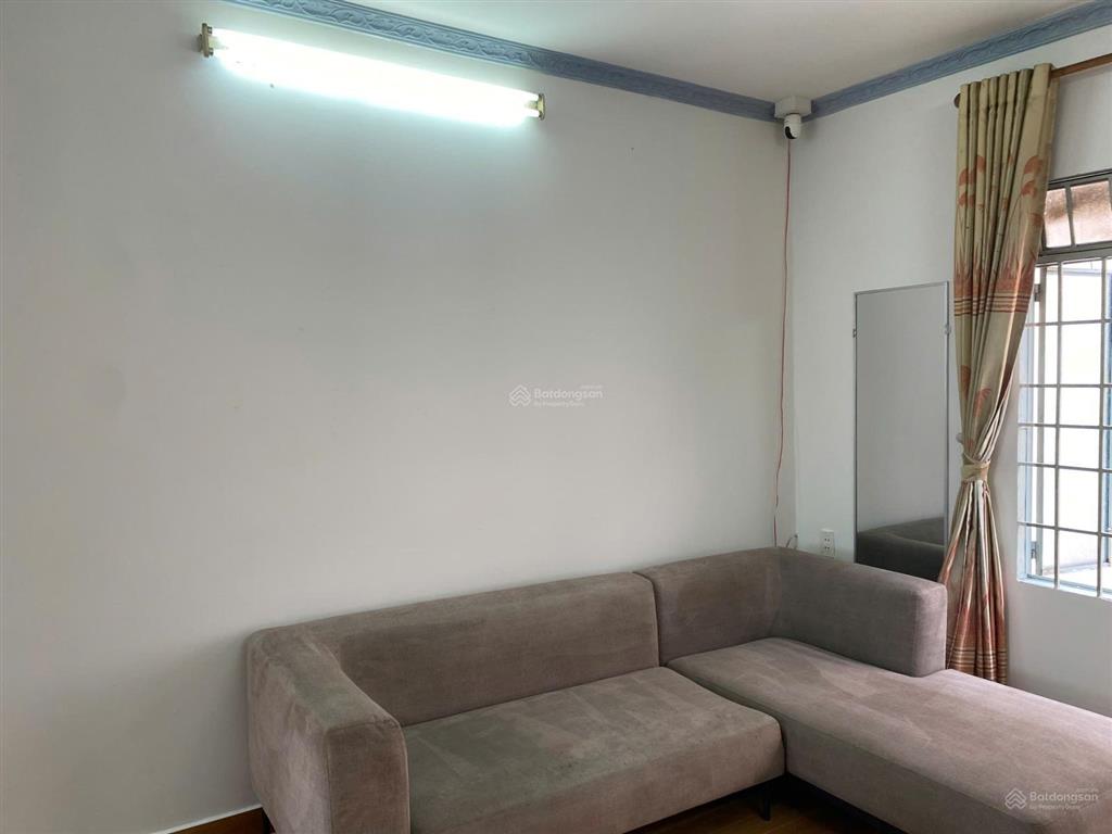 Cho thuê căn hộ 90 m2  chung cư b2  vị trí rất đẹp tại quận 4