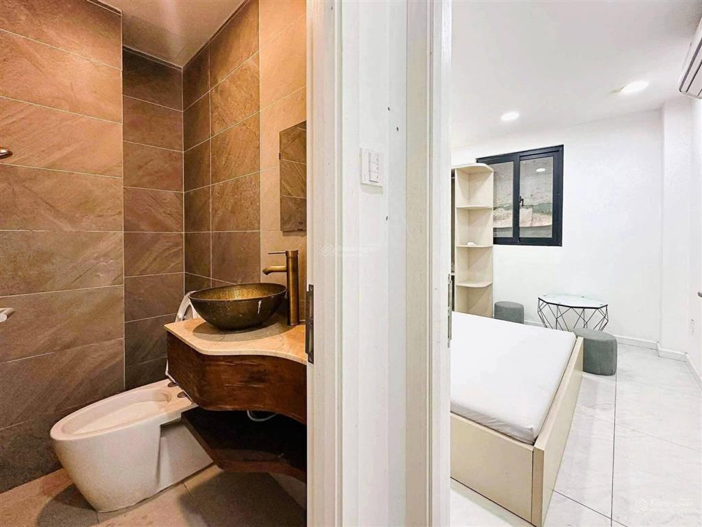 Chdv nơ trang long, 50m2, 4 tầng hẻm xe hơi, thu 40tr/th, nhỉnh 8 tỷ