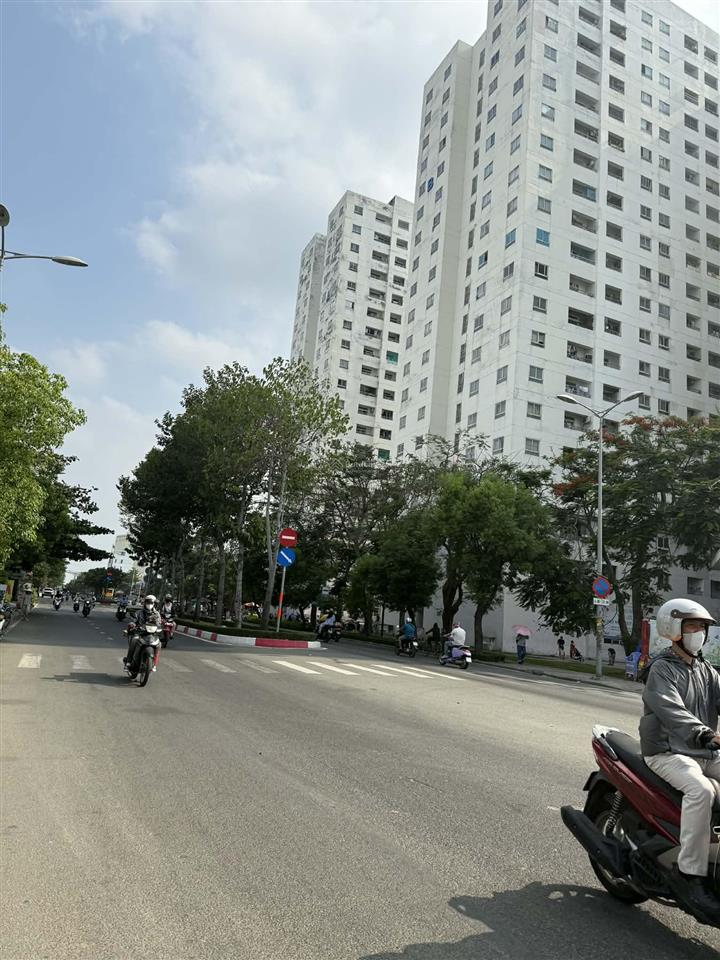 Bán nhanh nhà mặt tiền phan chu trinh  62m2  ngang 4.5m  12 tỷ hơn