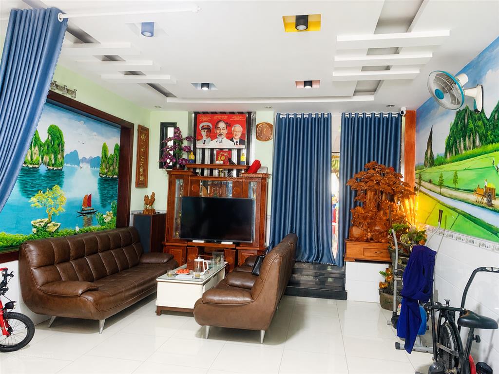 Giảm 1 tỷ, mặt tiền khu thành lễ vincom dĩ an, 156m2, 3 tầng, 9,68 tỷ