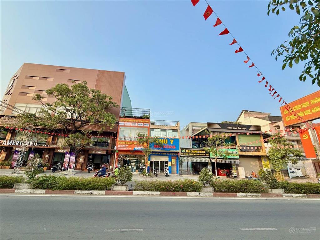 Bank định giá 18 tỷ, chủ bán 14,48 tỷ  mtkd đs9 tthc dĩ an  200m2  xây mới 8 tầng