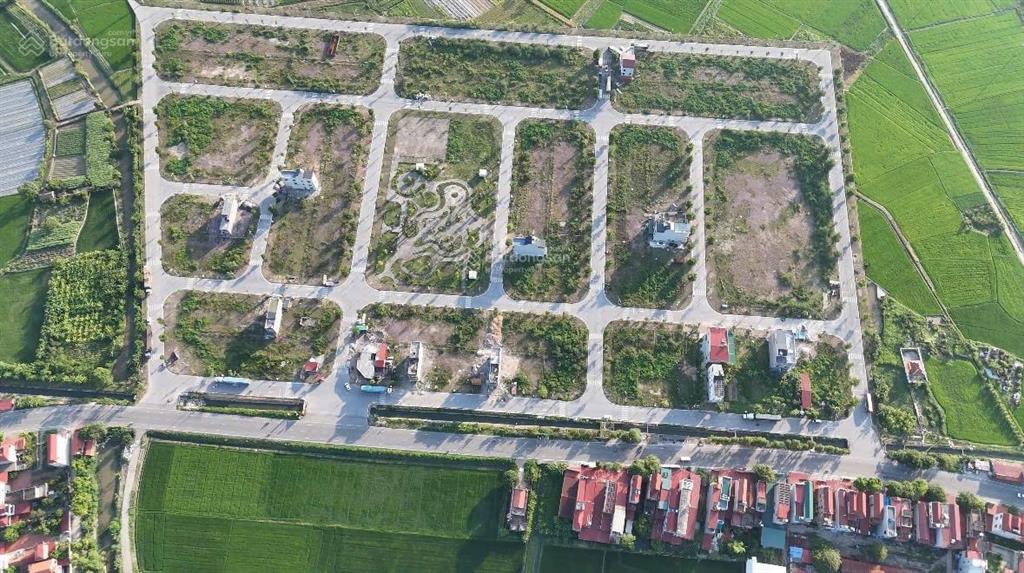 Lô góc 2 mặt tiền giá chỉ 15 triệu/m gần kcn sát khu đô thị đường ô tô tránh nhau