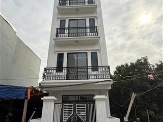 Bán nhà phượng đồng  đại học sư phạm tdtt nhà 4 tầng (33m2) giá 3,45 tỷ oto đỗcổng l/h 0328 107 ***