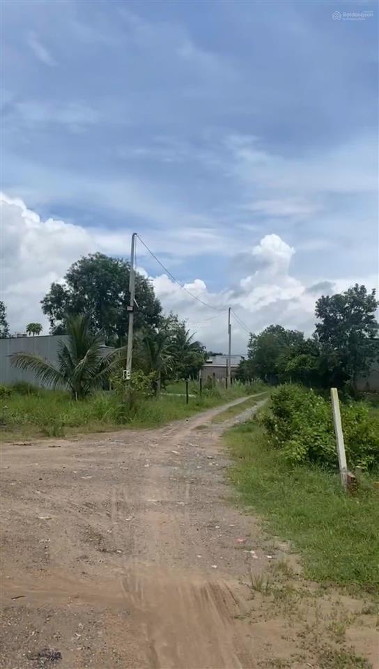 Chính chủ cần bán gấp 58m ngang, 2 mặt tiền tại hòa thành  tây ninh