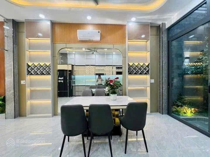 Nhà hẻm xe hơi 8m thạnh xuân 25, q. 12, 80m² (4 x 20), 6,75 tỷ