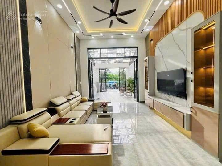 Nhà hẻm xe hơi 8m thạnh xuân 25, q. 12, 80m² (4 x 20), 6,75 tỷ
