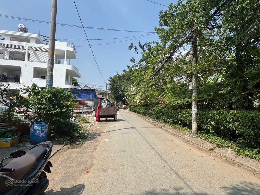 Nhà 2 tầng vườn lài, an phú đông, q.12, 215m2 (8 x 27) 5pn, hẻm 8m, 18 tỷ