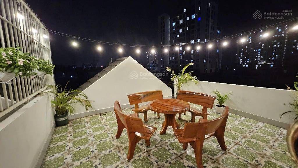 Bán nhà thạnh xuân 13, quận 12  67m2 (5 x 15)  4 tầng 4pn  hẻm 8m  6.69 tỷ