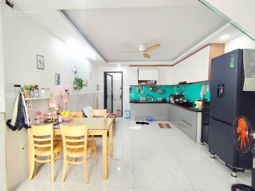 Nhà 4 tầng hẻm nhựa 8m thạnh lộc 28, q.12  60m2 (4 x 15)  5pn  5.99 tỷ