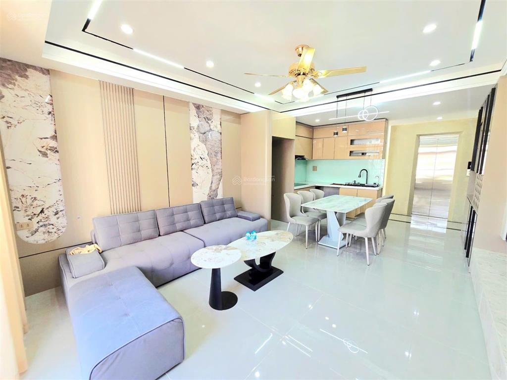 Hàng hiếm thạch bàn ô tô vào nhà, thang máy riêng, khu vực đang thay đổi từng ngày