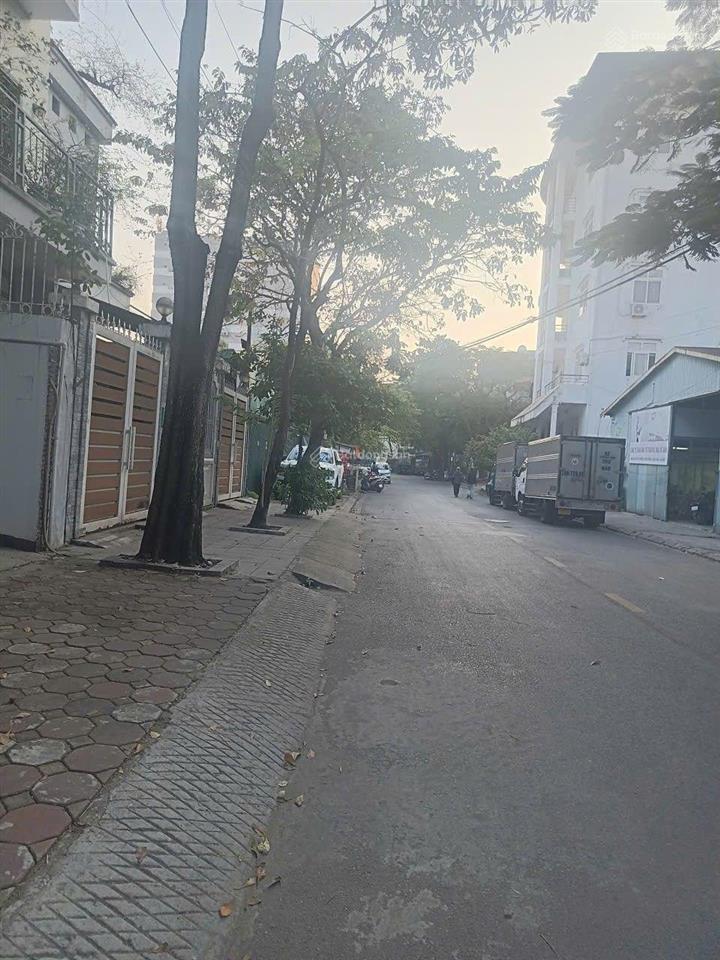 Bán nhà riêng 159m² mặt tiền 10.2m 4 tầng