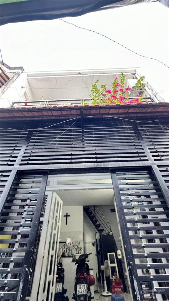 Quận 8 ] hẻm thẳng 1 trục  gần mặt tiền đường  vị trí đẹp  thuận tiện qua quận 5& 10 chỉ 5p.