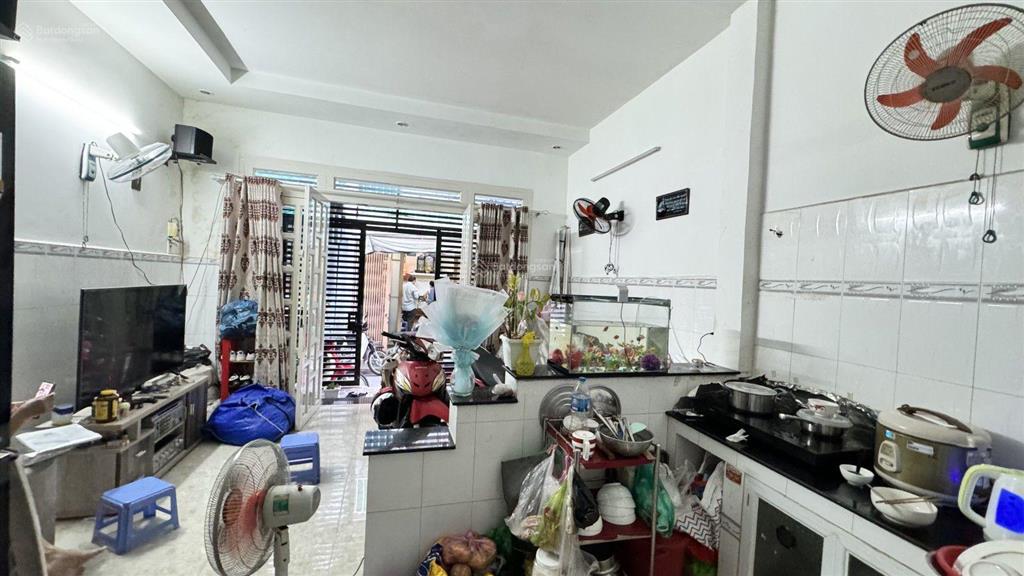 Quận 8 ] hẻm thẳng 1 trục  gần mặt tiền đường  vị trí đẹp  thuận tiện qua quận 5& 10 chỉ 5p.