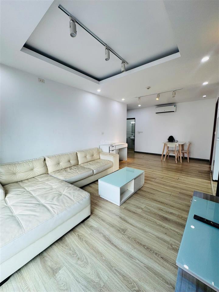 Cc cần tiền gấp bán chung cư đẹp hoàng ngân plaza, 4,3 tỷ, 67m2, 2pn, 2wc, đầy đủ nội thất
