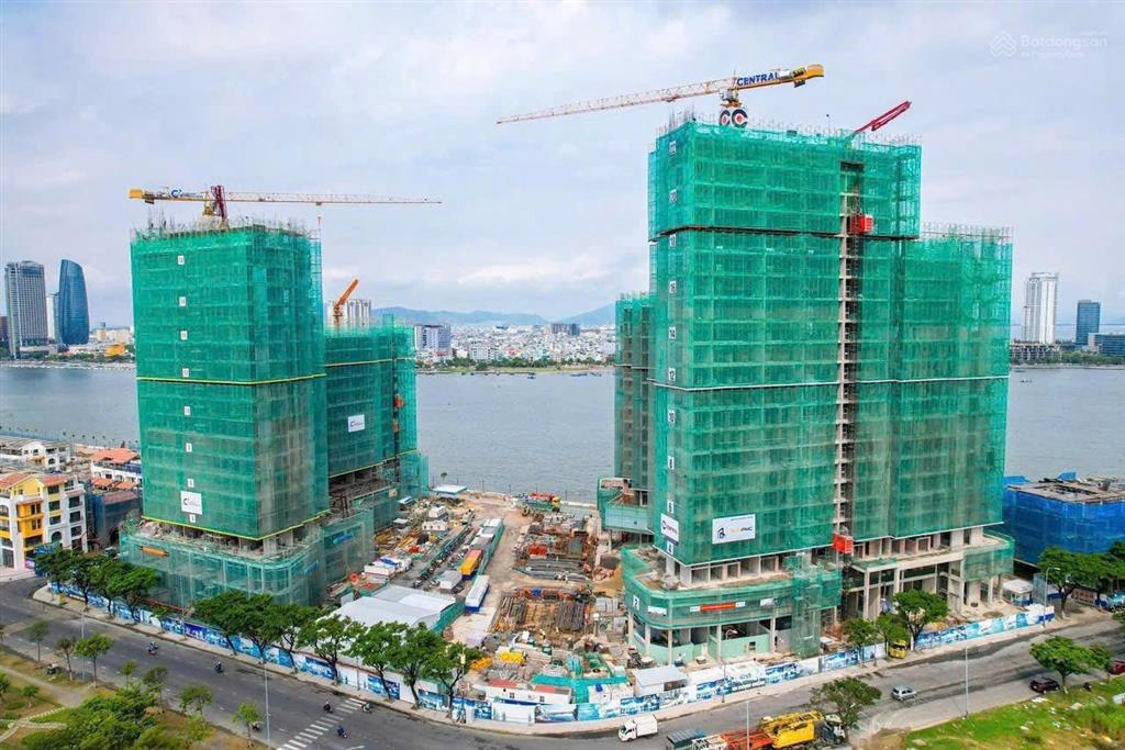 Hiếm có! một căn 2br hiếm có, đẹp view sông hàn, pháo hoa diff dự án sun symphony giá tốt