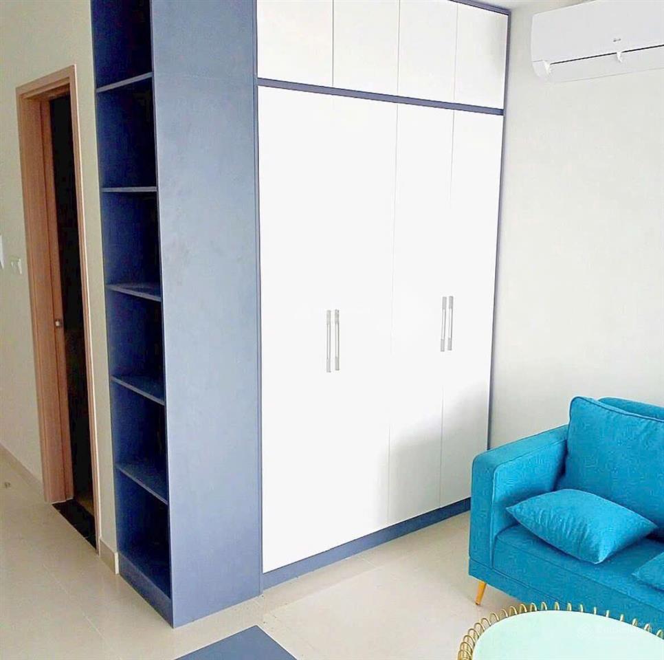 Bán studio s102 vinhomes grandpark,30.1m2,view sông, full nội thất, đã có sổ hồng, sẵn hđ thuê 5.7t