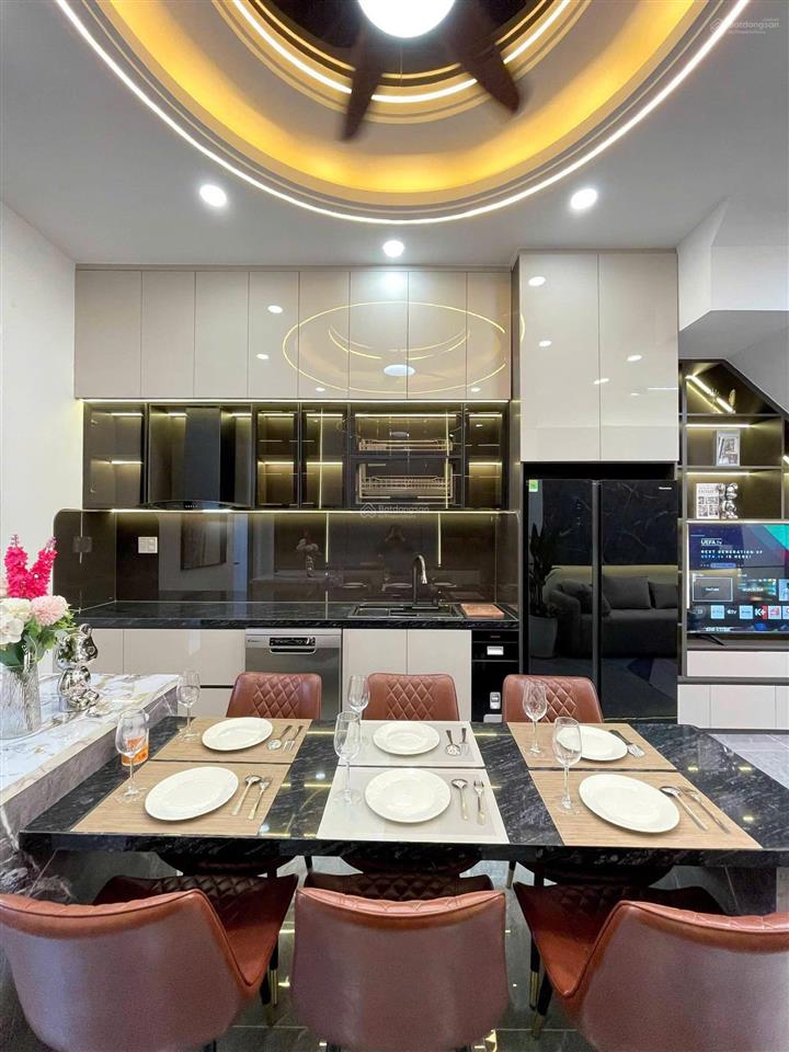 Nhà mới xây dựng (4x15)m 3 lầu 4pn, 5wc tại an phú đông, quận 12, tp.hcm