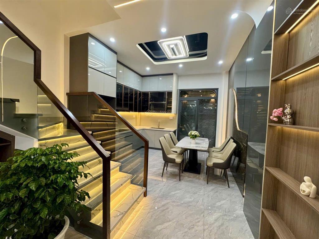 Khu nhà phố mới xây dựng đường thạnh lộc 27 ngay chung cư thạnh lộc (4x20)m trệt 3 lầu