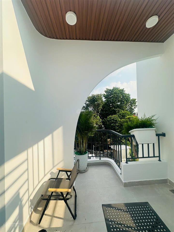Nhà mới 3 lầu cần bán nhanh (4,3x24)m tại thạnh xuân 38, p. thới an, tp.hcm