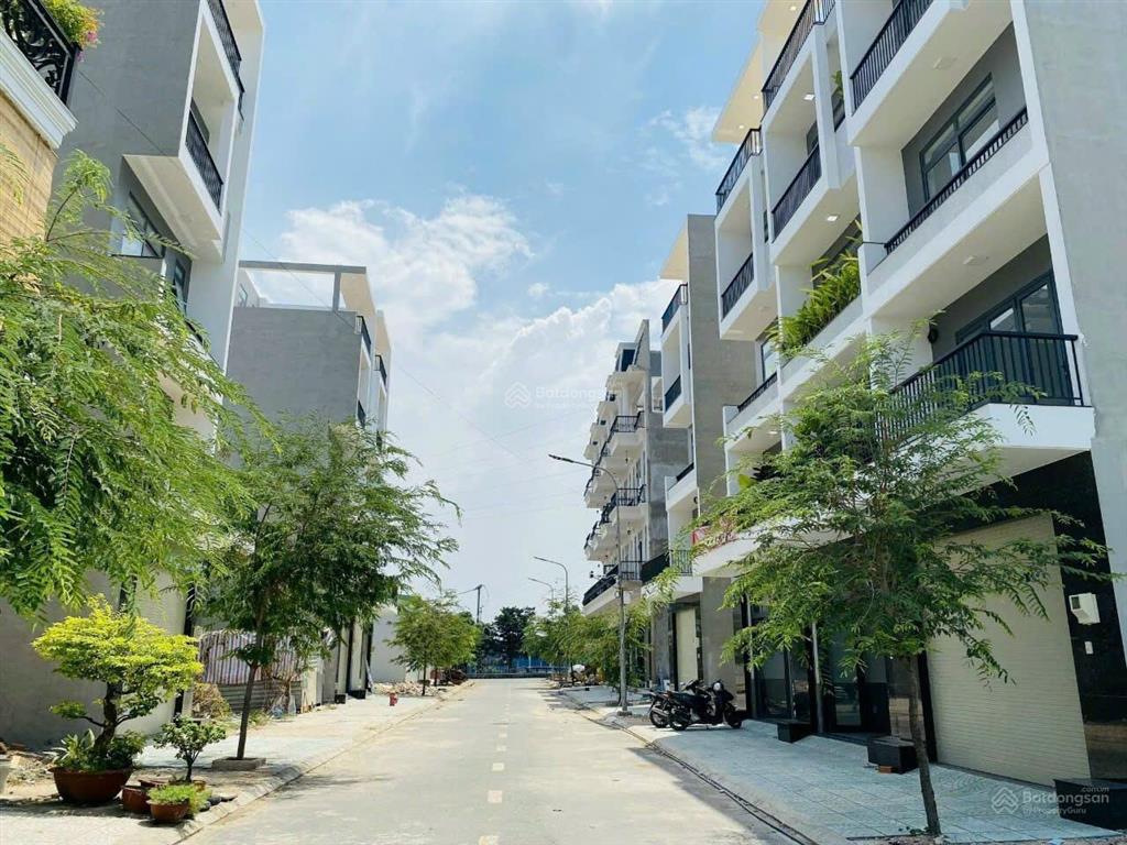 Đất khu nhà phố đẹp thạnh lộc 15 (6,5x10,5)m, ngay chợ cầu đồng, q12