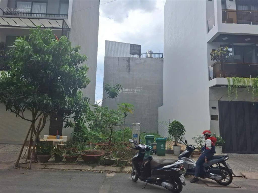 Đất khu nhà phố đẹp thạnh lộc 15 (6,5x10,5)m, ngay chợ cầu đồng, q12