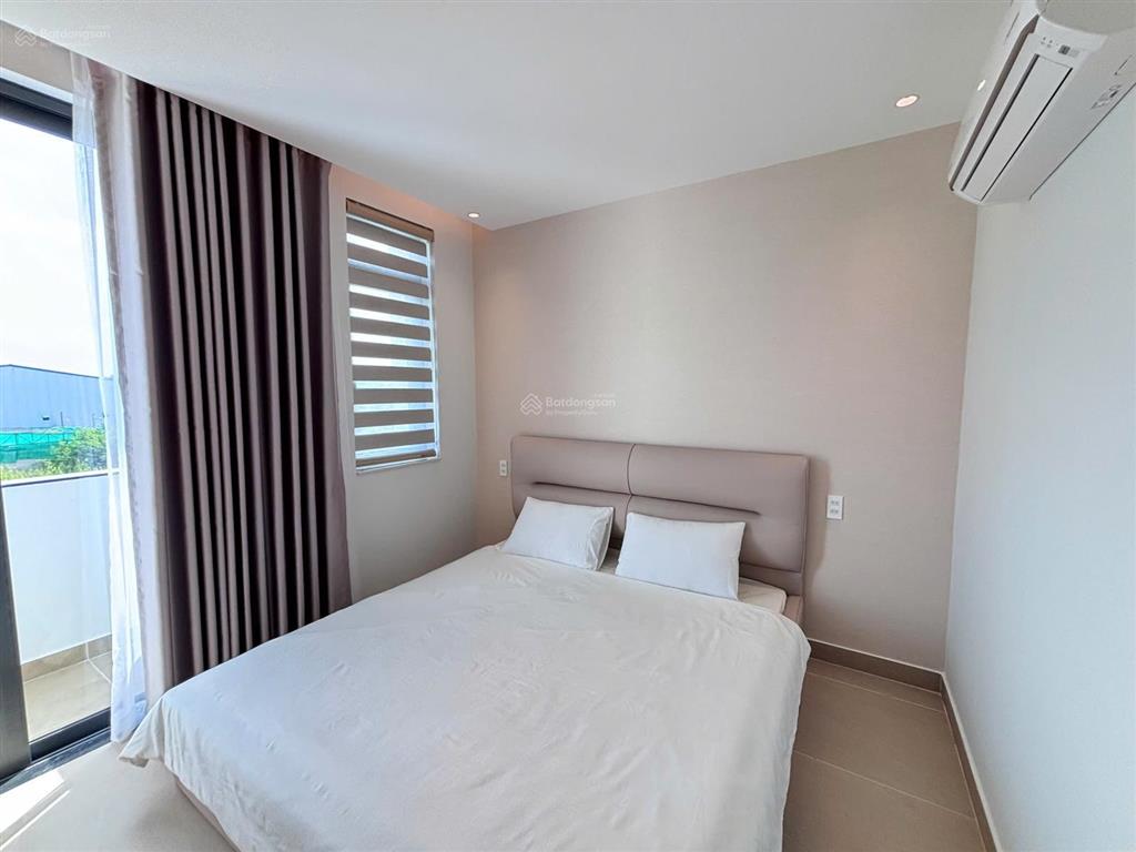 Nhà phố mới xây dựng (4x13)m, 1 trệt 3 lầu có sân để ô tô ngay an phú đông, gần đh nguyễn tất thành