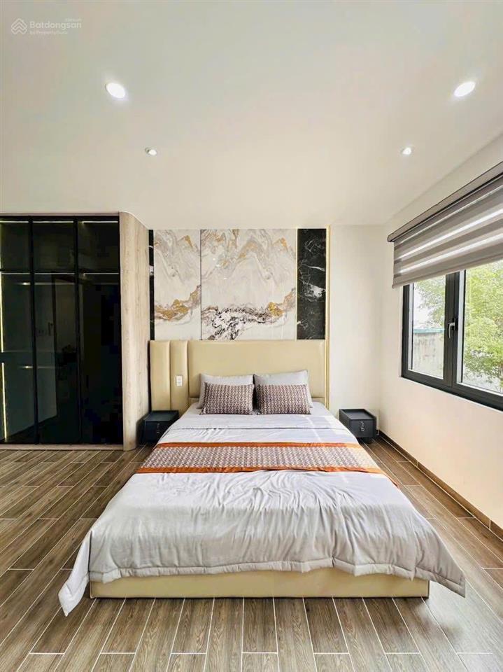 Dãy nhà mặt phố thạnh lộc 29, (4,3x15)m trệt lửng 3 lầu mới thiết kế hiện đại