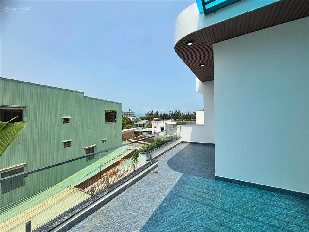 Bán nhà kiệt nhựa ô tô gần biển nguyễn tất thành, đường nguyễn chánh, full nội thất, giá tốt