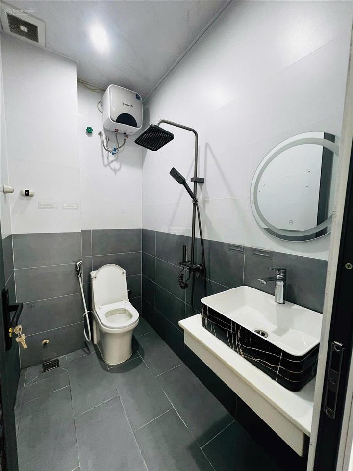 Bán nhà kiệt nhựa ô tô gần biển nguyễn tất thành, đường nguyễn chánh, full nội thất, giá tốt