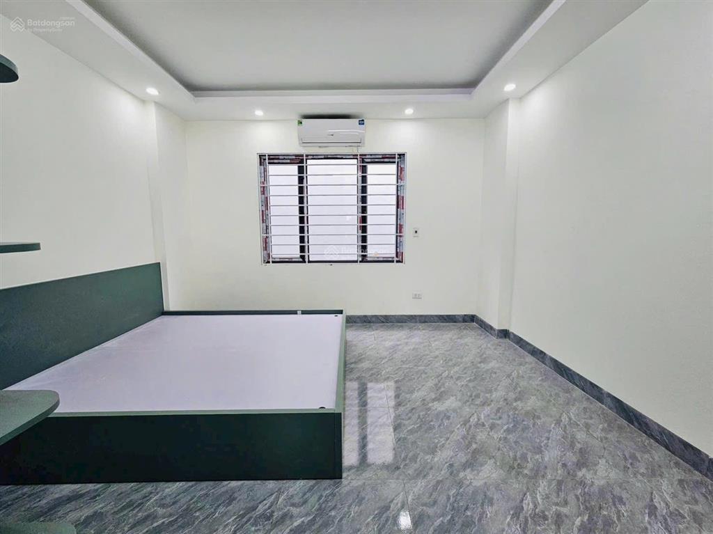 Chính chủ bán chung cư mini 52m, 6t, thang máy, phân lô, ô tô, gần phố chỉ nhỉnh 11 tỷ