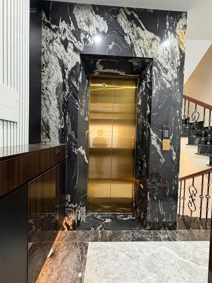 Chính chủ bán chung cư mini 52m, 6t, thang máy, phân lô, ô tô, gần phố chỉ nhỉnh 11 tỷ